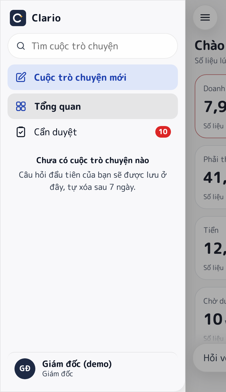 Menu bên trái trên điện thoại: Cuộc trò chuyện mới, Tổng quan, Cần duyệt và ô tìm cuộc trò chuyện